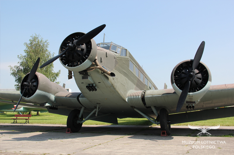 Amiot AAC.1 Toucan (Junkers Ju 52/3m g14e)