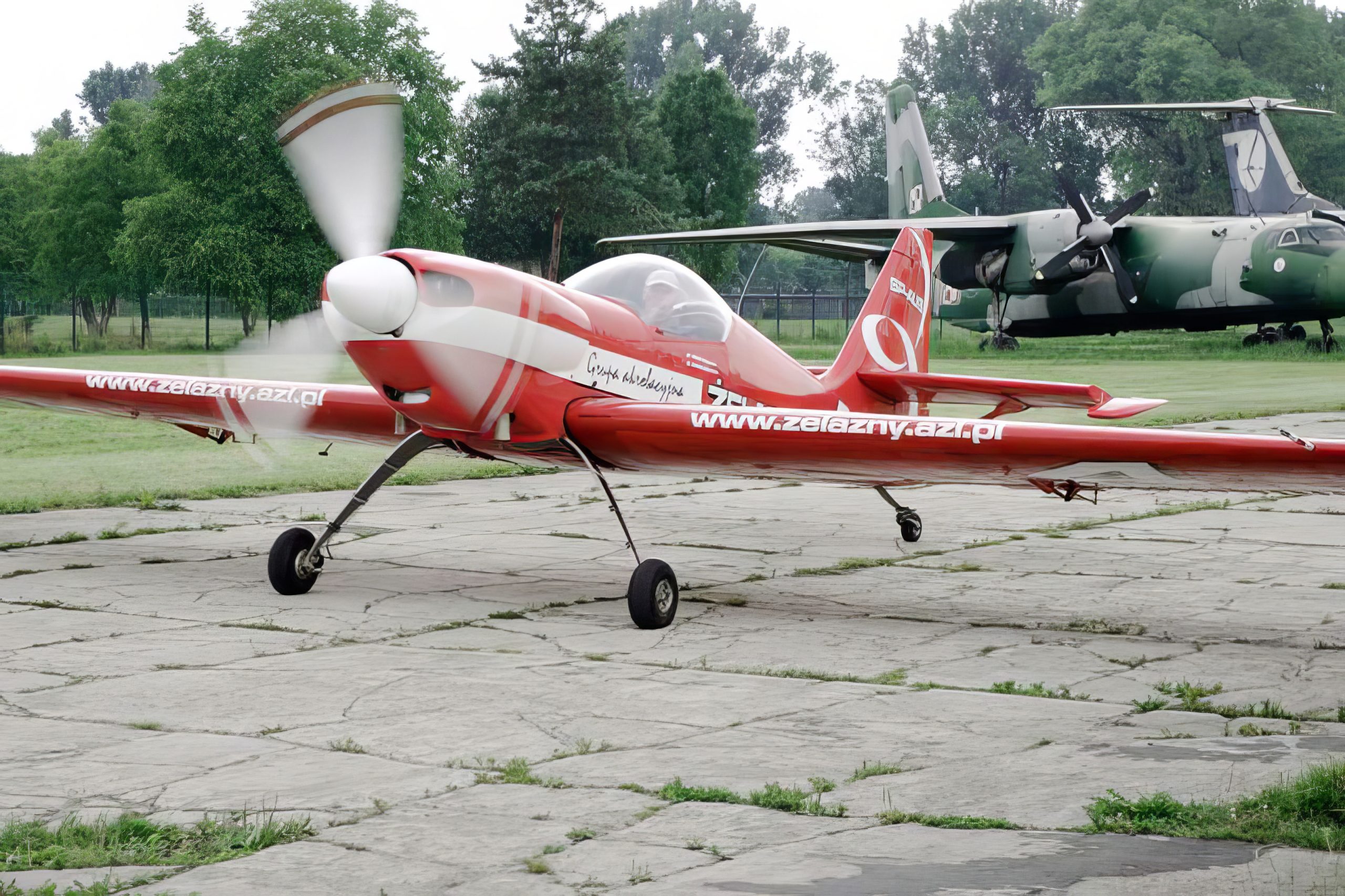 Samolot Zlín Z-50LA